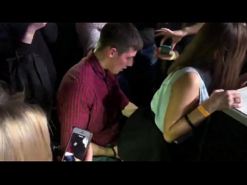 ❤️ Isondo sangempela kwi-nightclub yaseRashiya. Intombazana yaseRashiya eneminyaka eli-18 ubudala kwi-anus kunye ne-vagina yangena kwi-nightclub Iphonografi  kwi-xh.pornado-co.ru